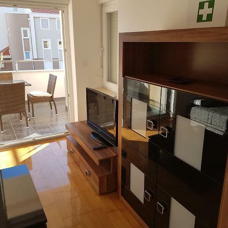 Apartment Novalja 4+2 エクステリア 写真